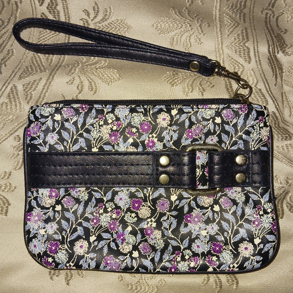 Express floral wristlet